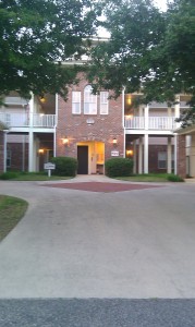 812 courtyard3